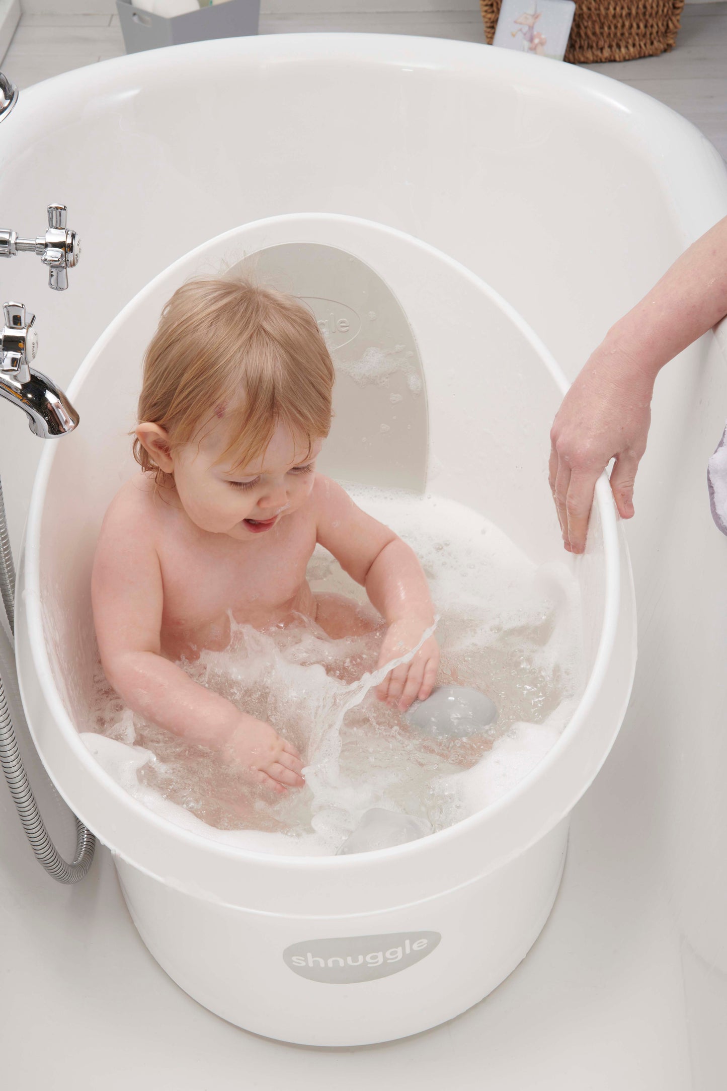 Shnuggle Toddler Bath White With Grey Backrest